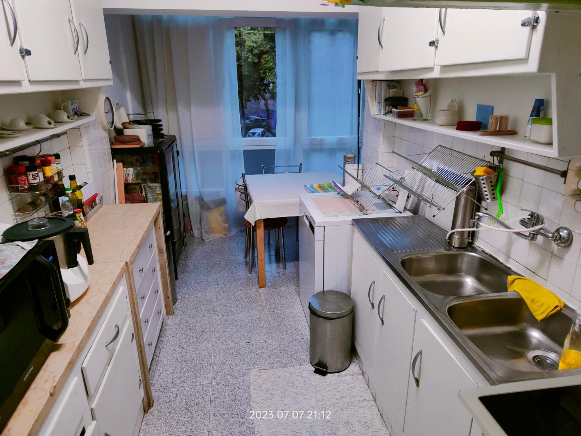 Quarto em Acomodações Particulares Alojamento Local *